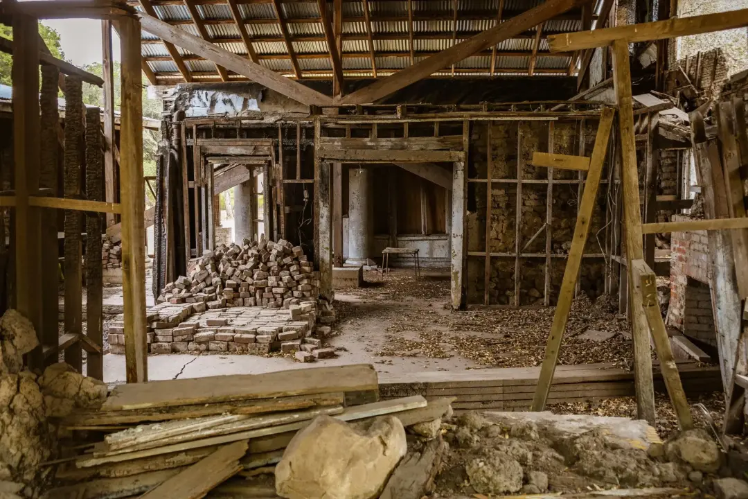 Choose Our Asbestos Removal Service Amesbury